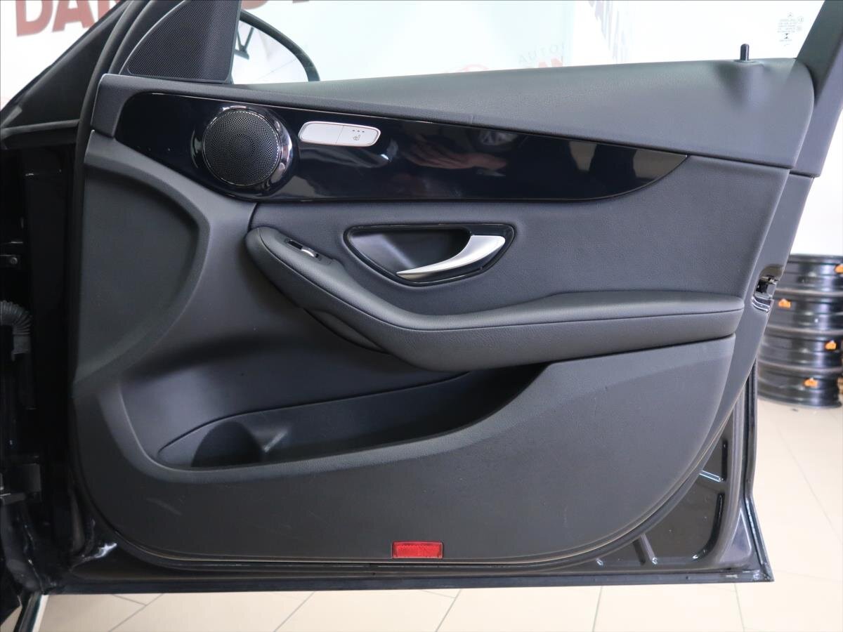 Mercedes-Benz Třídy C Kombi 1,6 l 118 kw