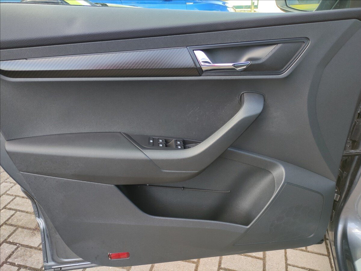 Škoda Karoq SUV / Terénní 1,5 l 110 kw