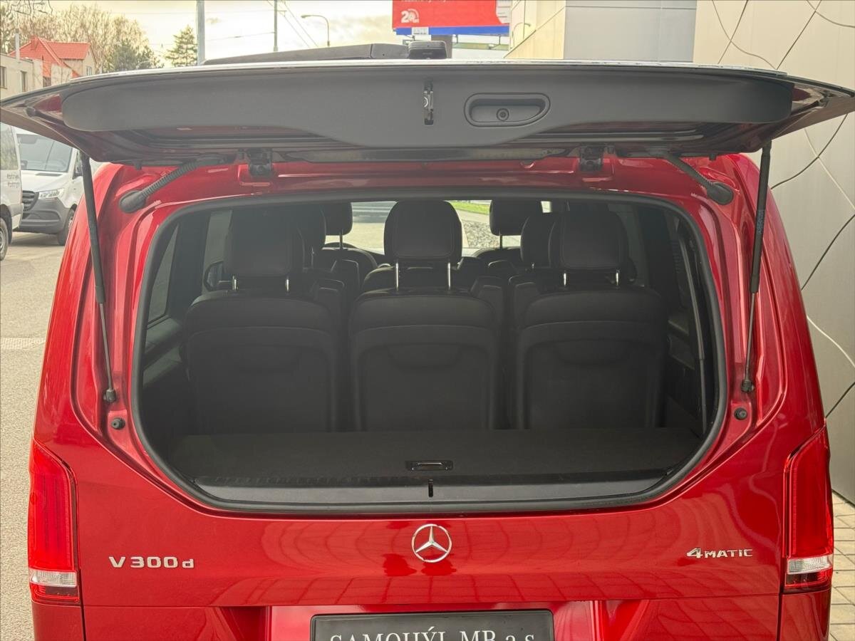 Mercedes-Benz Třídy V MPV 2,0 l 174 kw