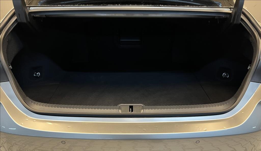 Lexus ES 300h Sedan 2,5 l 160 kw