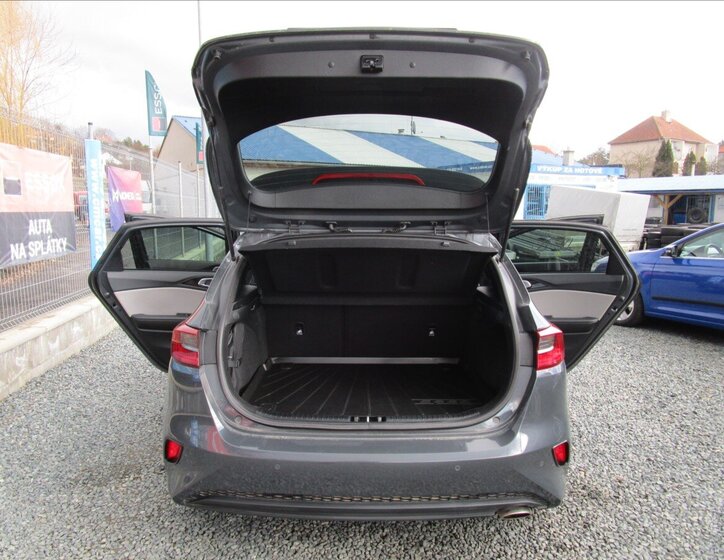 KIA Ceed Hatchback 1,4 l 103 kw