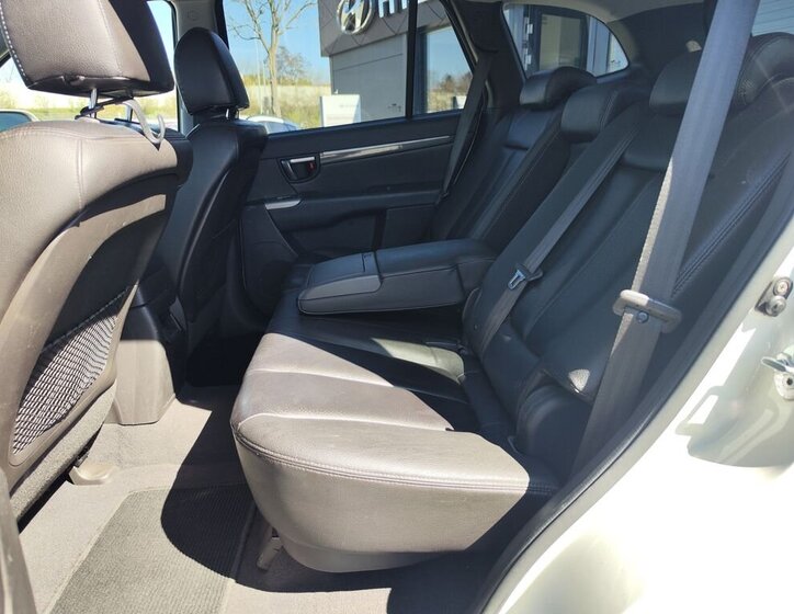 Hyundai Santa Fe SUV / Terénní 2,2 l 145 kw