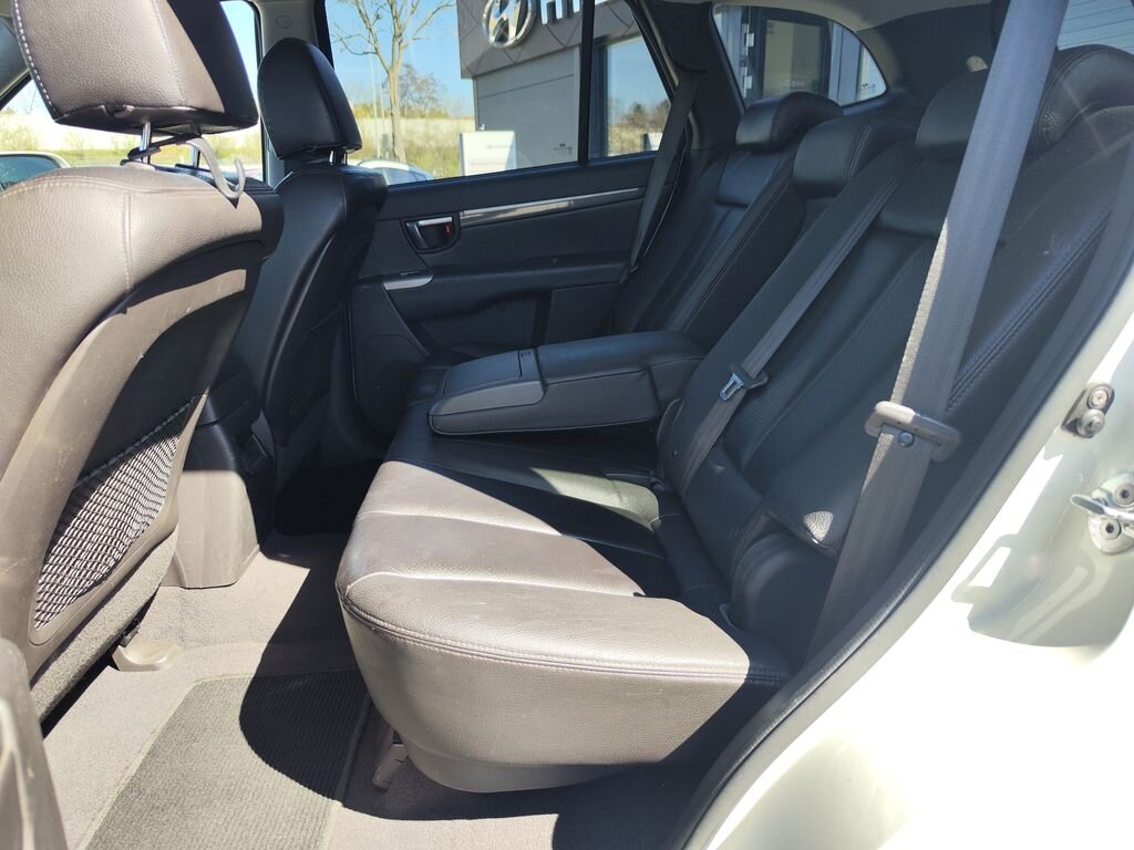 Hyundai Santa Fe SUV / Terénní 2,2 l 145 kw