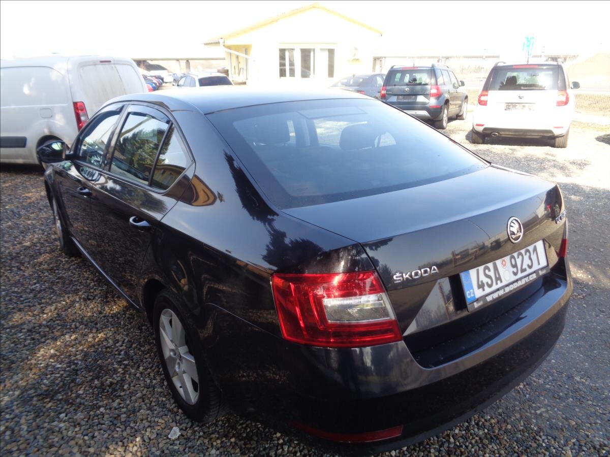Škoda Octavia Sedan / Limuzína 1,6 l 85 kw