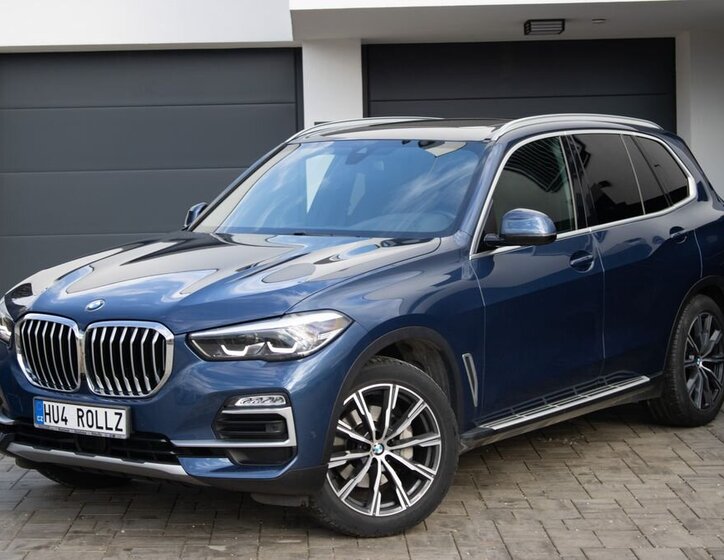 BMW X5 SUV 3,0 l 195 kw