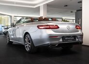 Mercedes-Benz Třídy E 4