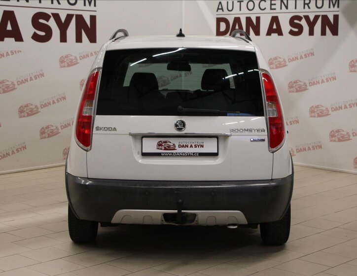 Škoda Roomster 5