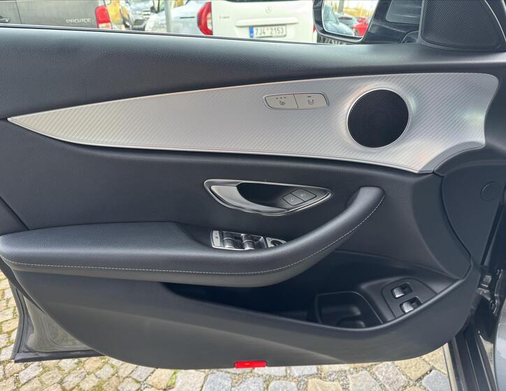 Mercedes-Benz Třídy E 4