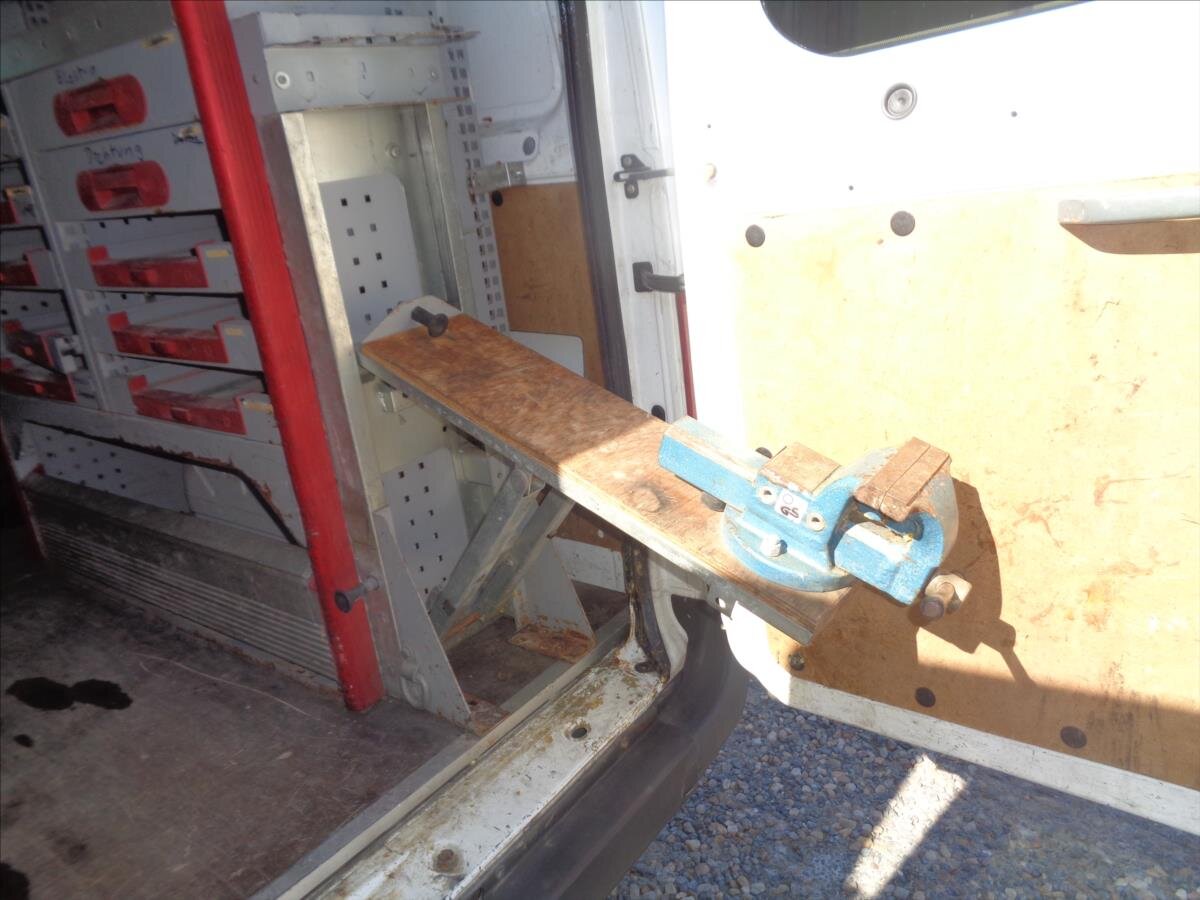 Ford Transit Skříň 2,2 l 74 kw