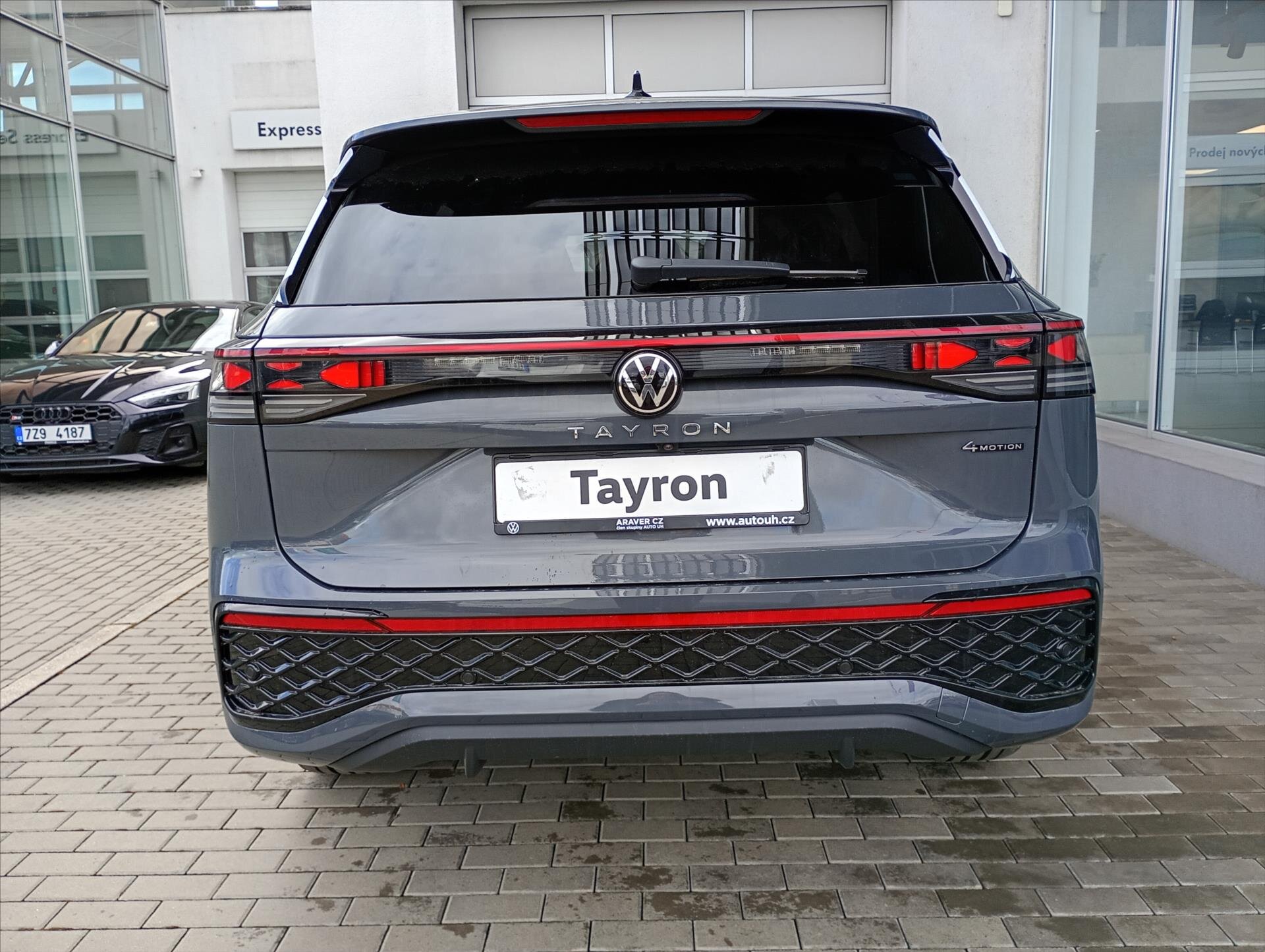 Volkswagen Tayron SUV / Terénní 2,0 l 195 kw