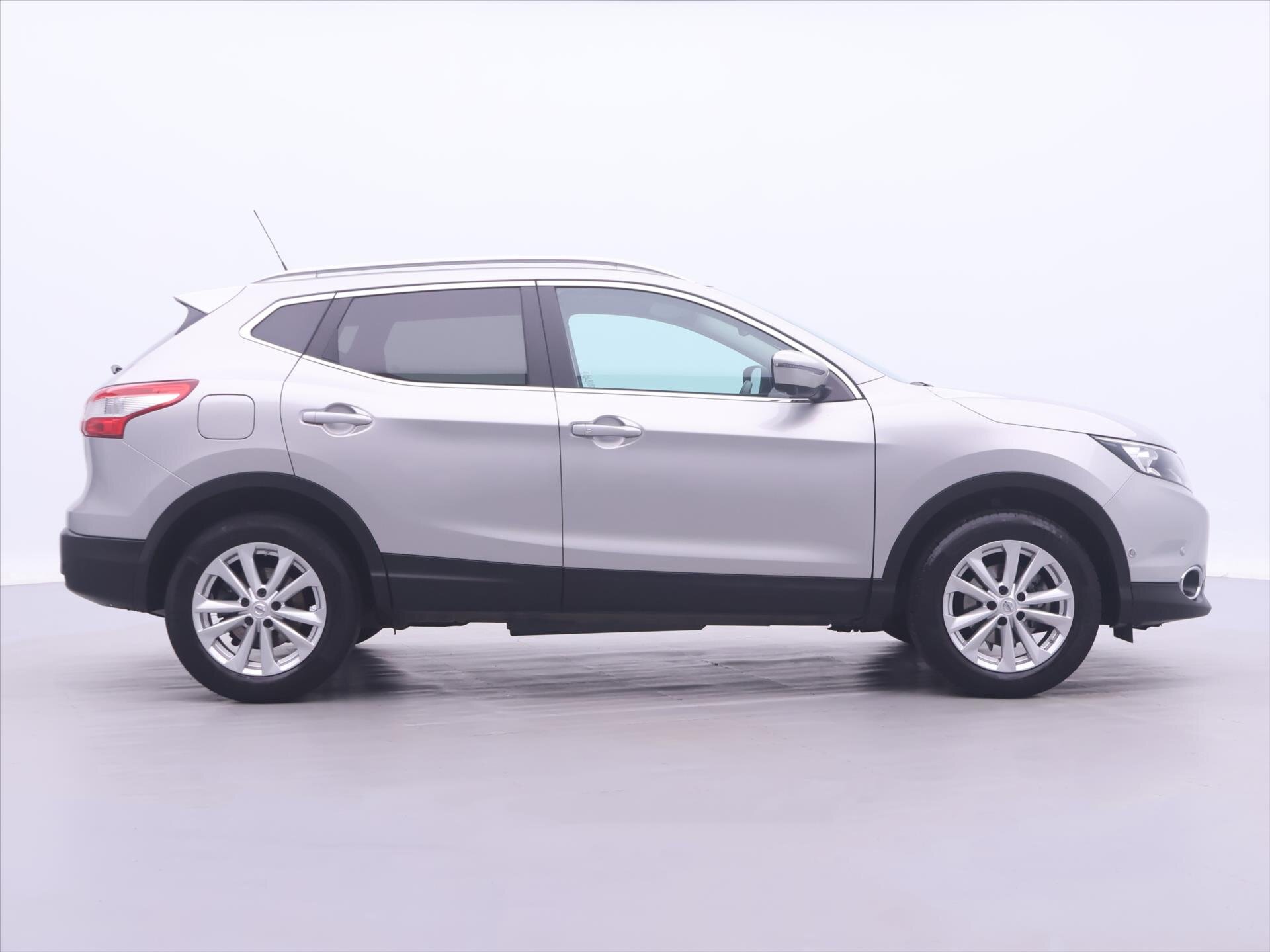Nissan Qashqai SUV 1,2 l 85 kw