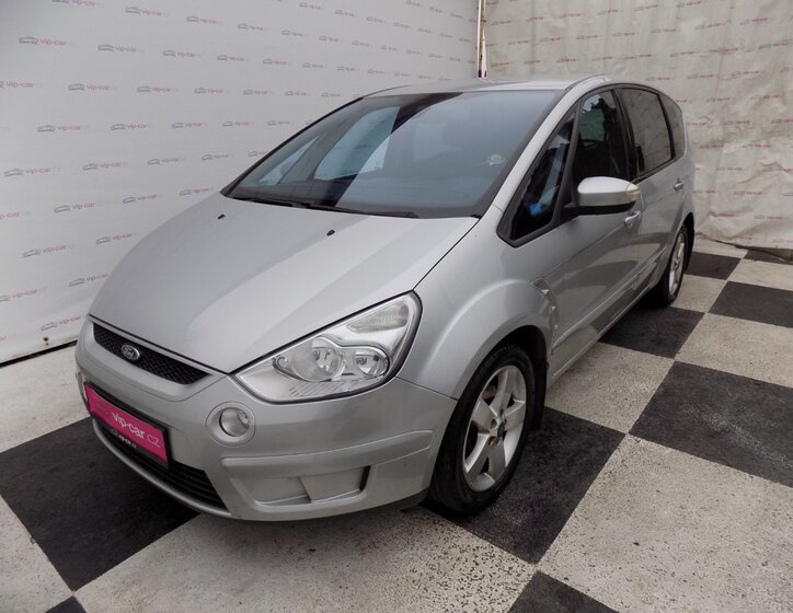 Ford S-MAX 1
