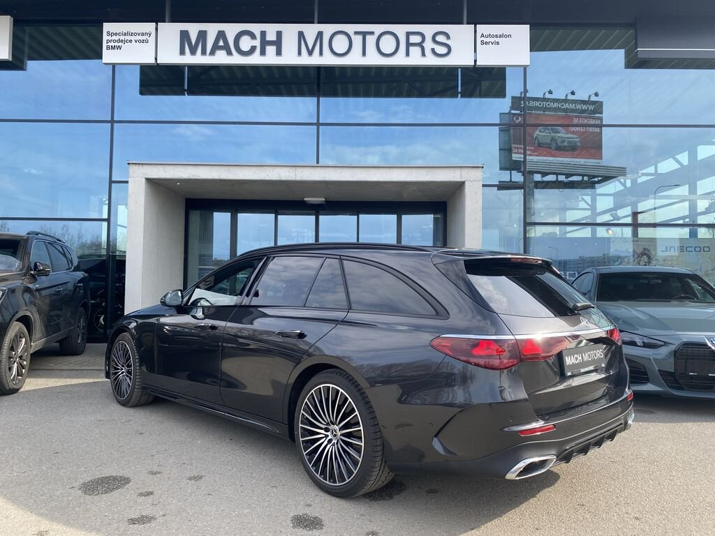 Mercedes-Benz Třídy E Kombi 2,0 l 145 kw