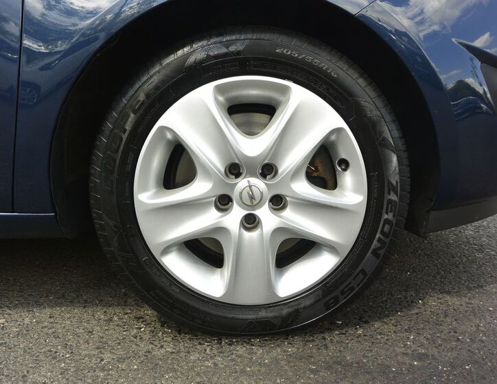 Opel Meriva MPV 1,7 l 96 kw