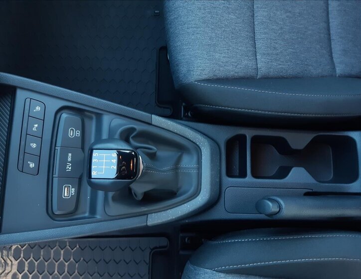 KIA Stonic SUV 998,0 74 kw