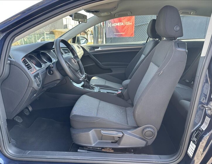 Volkswagen Golf Hatchback 1,2 l 63 kw
