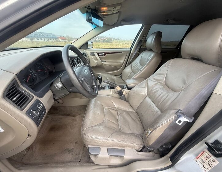 Volvo V70 Kombi 2,5 l 103 kw