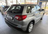 Suzuki Vitara 6