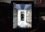 Volvo XC60 SUV / Terénní 2,0 l 335 kw