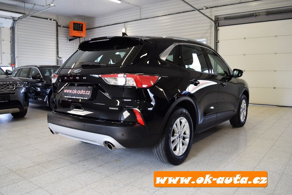 Ford Kuga SUV / Terénní 2,5 l 112 kw