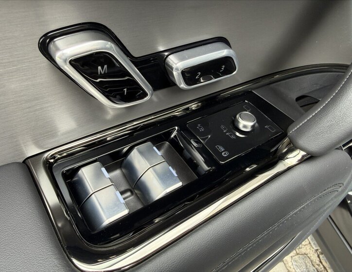 Land Rover Range Rover Sport SUV / Terénní 3,0 l 184 kw