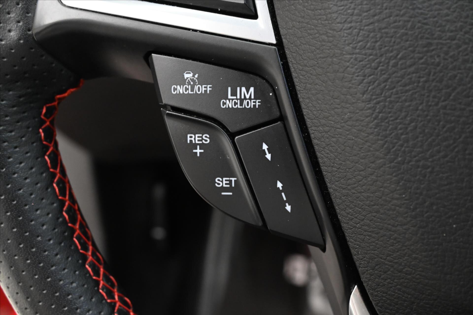 Ford Mondeo Sedan 2,0 l 140 kw