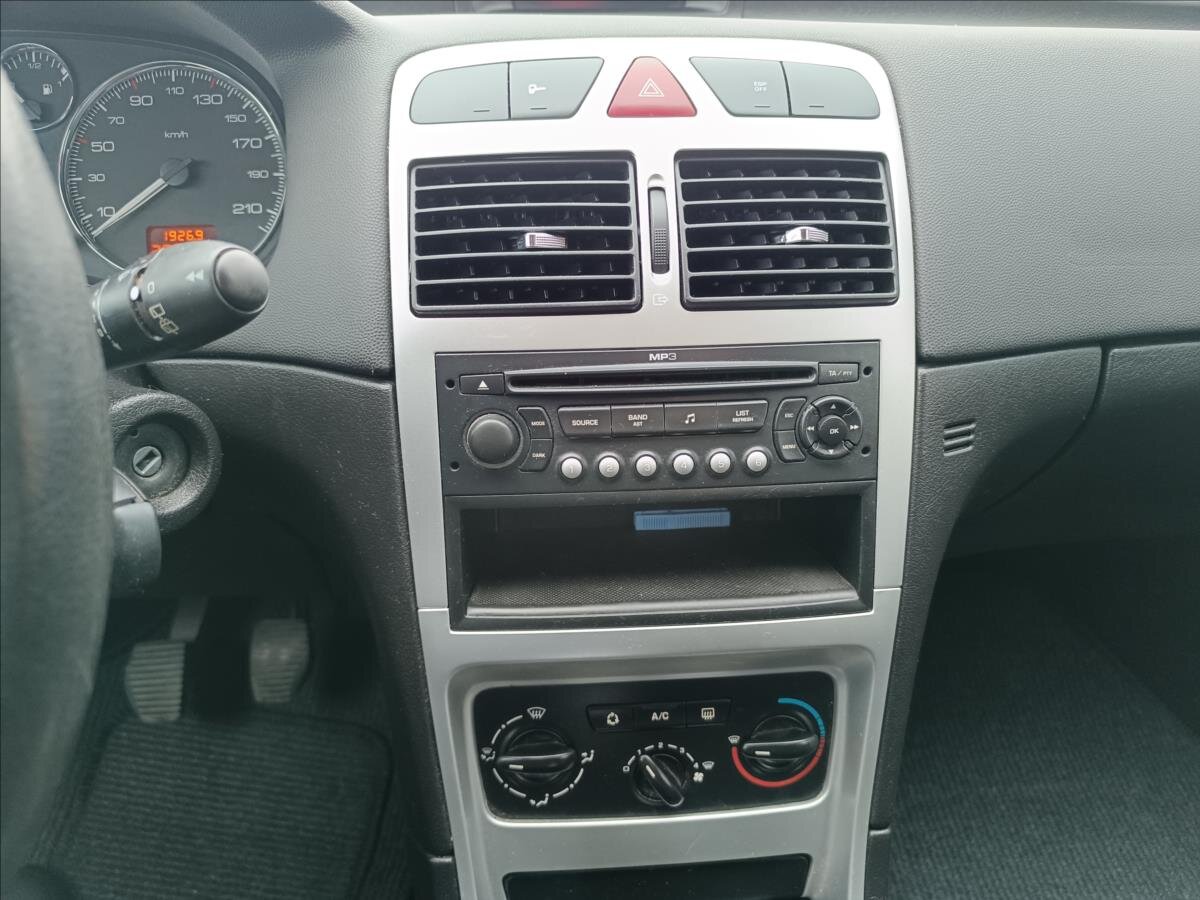 Peugeot 307 Kombi 1,4 l 65 kw