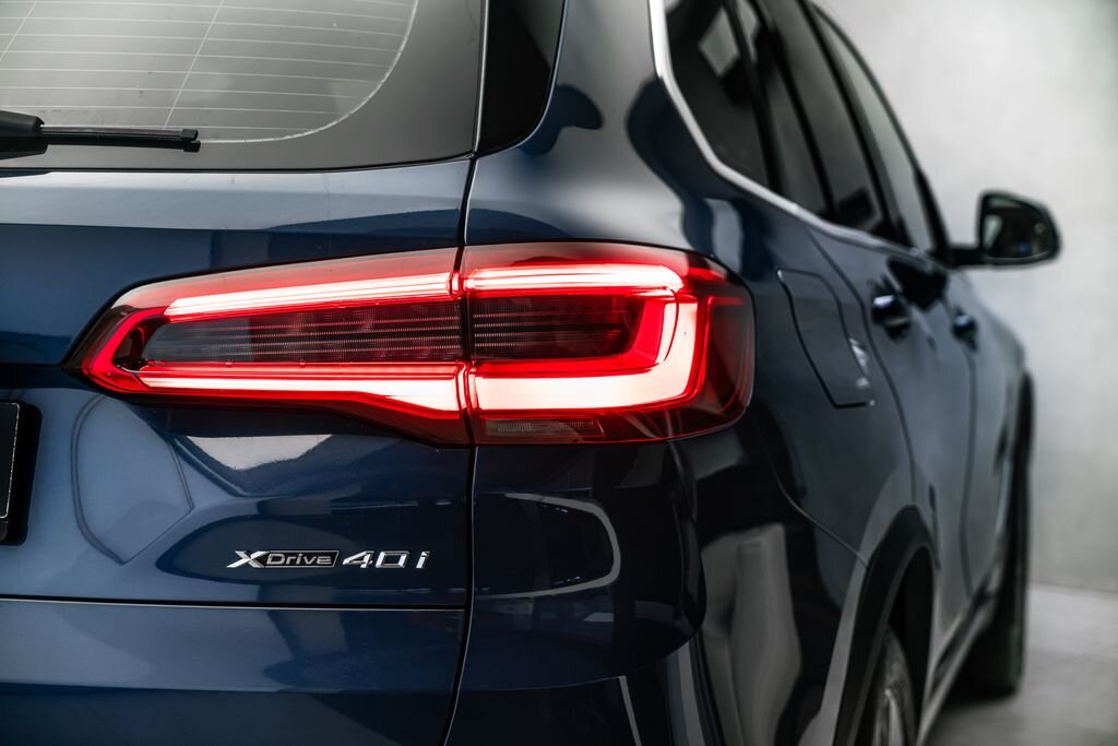 BMW X5 SUV 3,0 l 250 kw