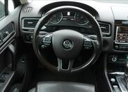 Volkswagen Touareg 9