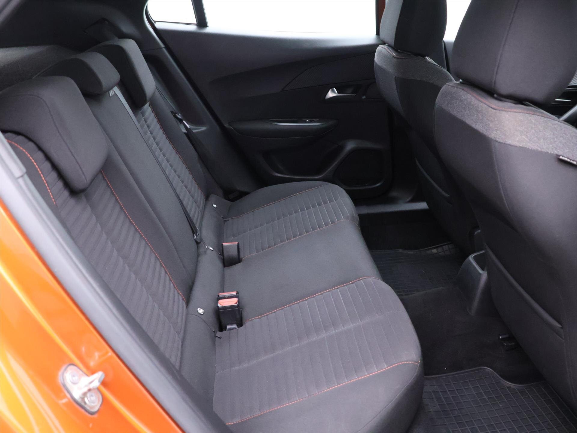 Peugeot 2008 SUV / Terénní 1,2 l 96 kw