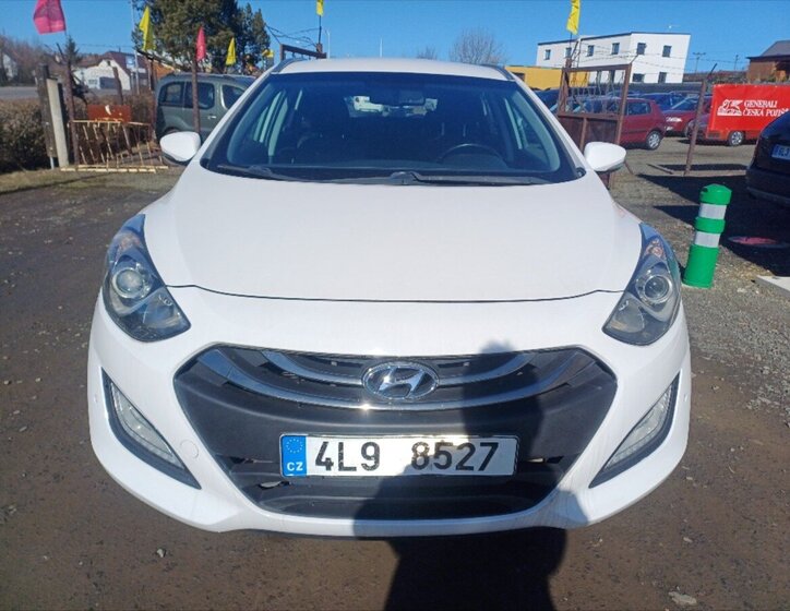 Hyundai i30 Kombi 1,6 l 81 kw