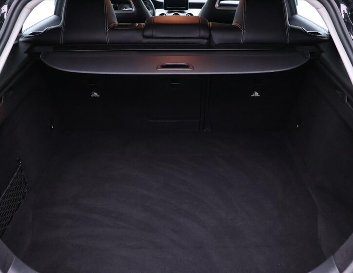 Mercedes-Benz CLA Kombi 2,0 l 155 kw