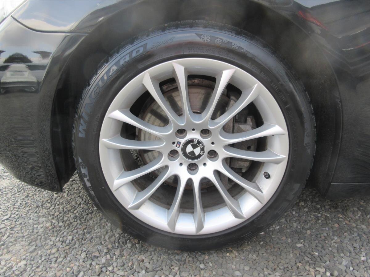 BMW Řada 7 Sedan / Limuzína 3,0 l 190 kw