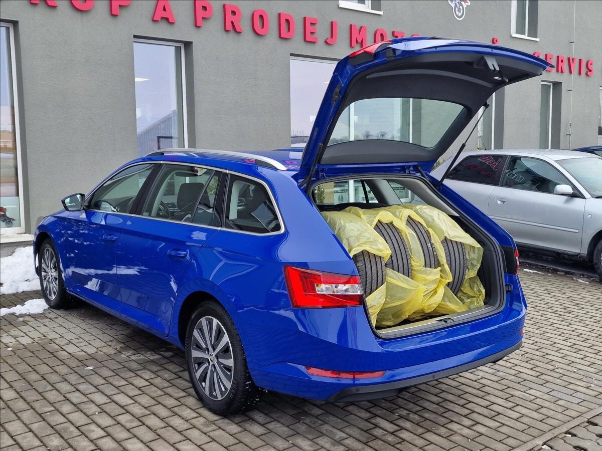 Škoda Superb Kombi 1,5 l 110 kw