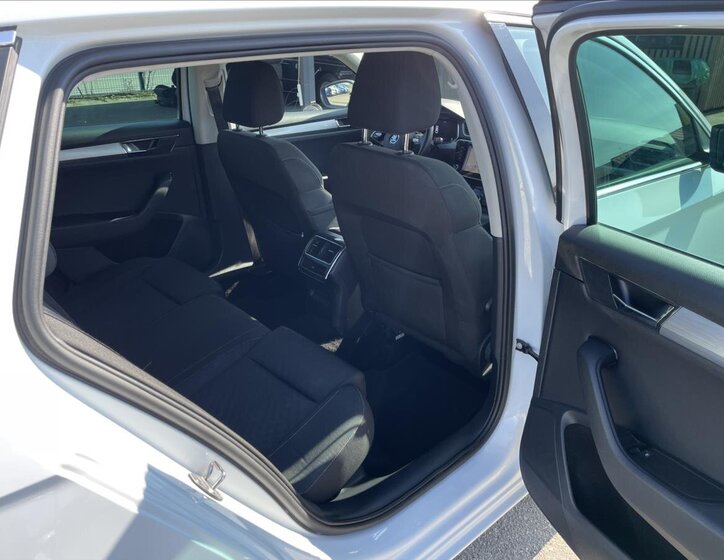 Škoda Superb Kombi 2,0 l 110 kw