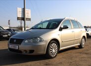 Fiat Croma Kombi 1,9 l 88 kw