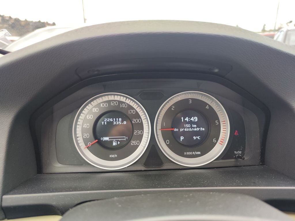 Volvo V60 Kombi 2,0 l 120 kw