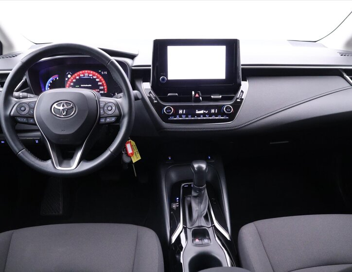 Toyota Corolla Sedan / Limuzína 1,5 l 92 kw