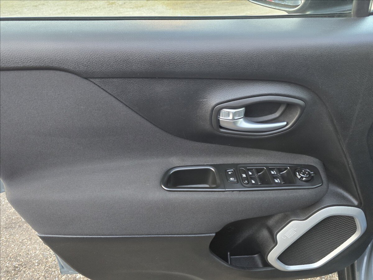 Jeep Renegade SUV / Terénní 2,0 l 103 kw