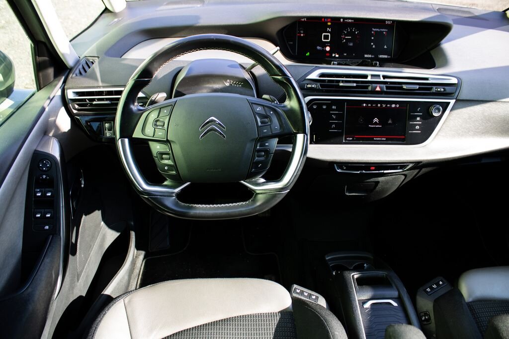 Citroën C4 SpaceTourer MPV 2,0 l 120 kw