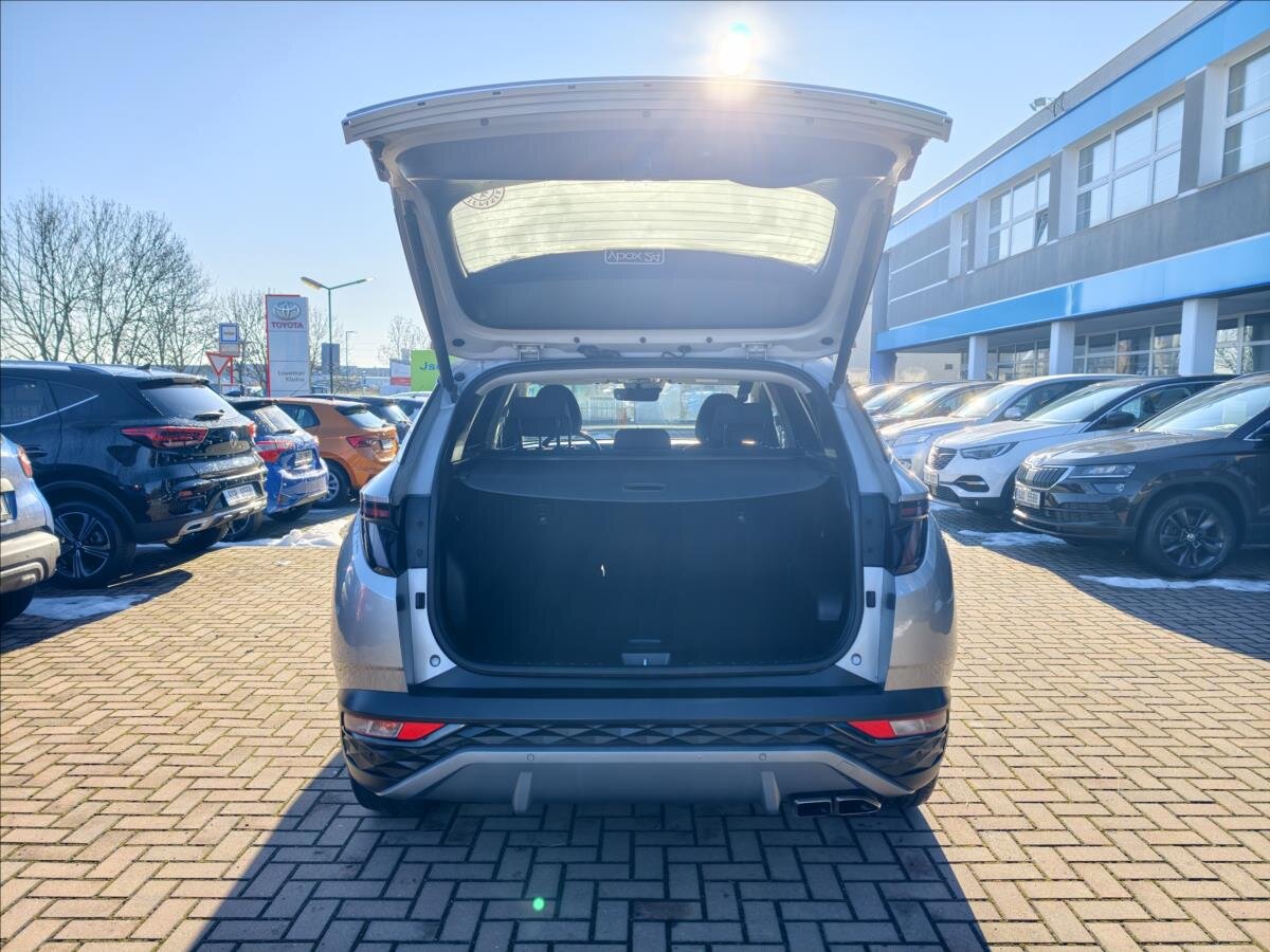 Hyundai Tucson SUV 1,6 l 110 kw