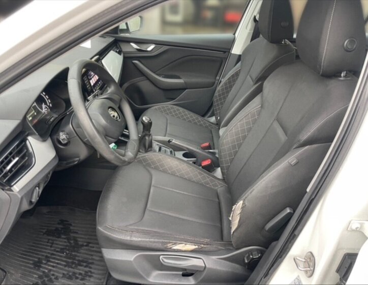 Škoda Kamiq SUV 999,0 70 kw