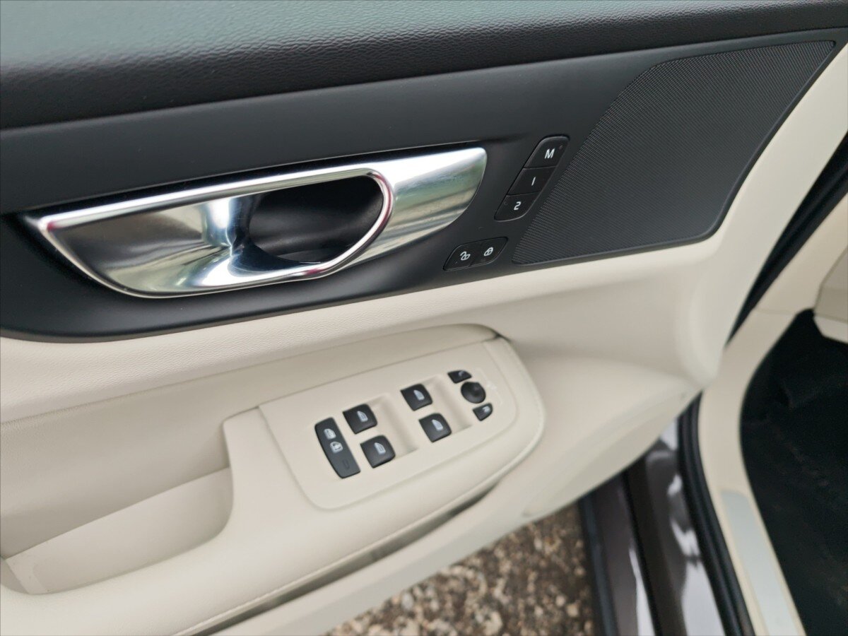 Volvo S60 Sedan / Limuzína 2,0 l 184 kw