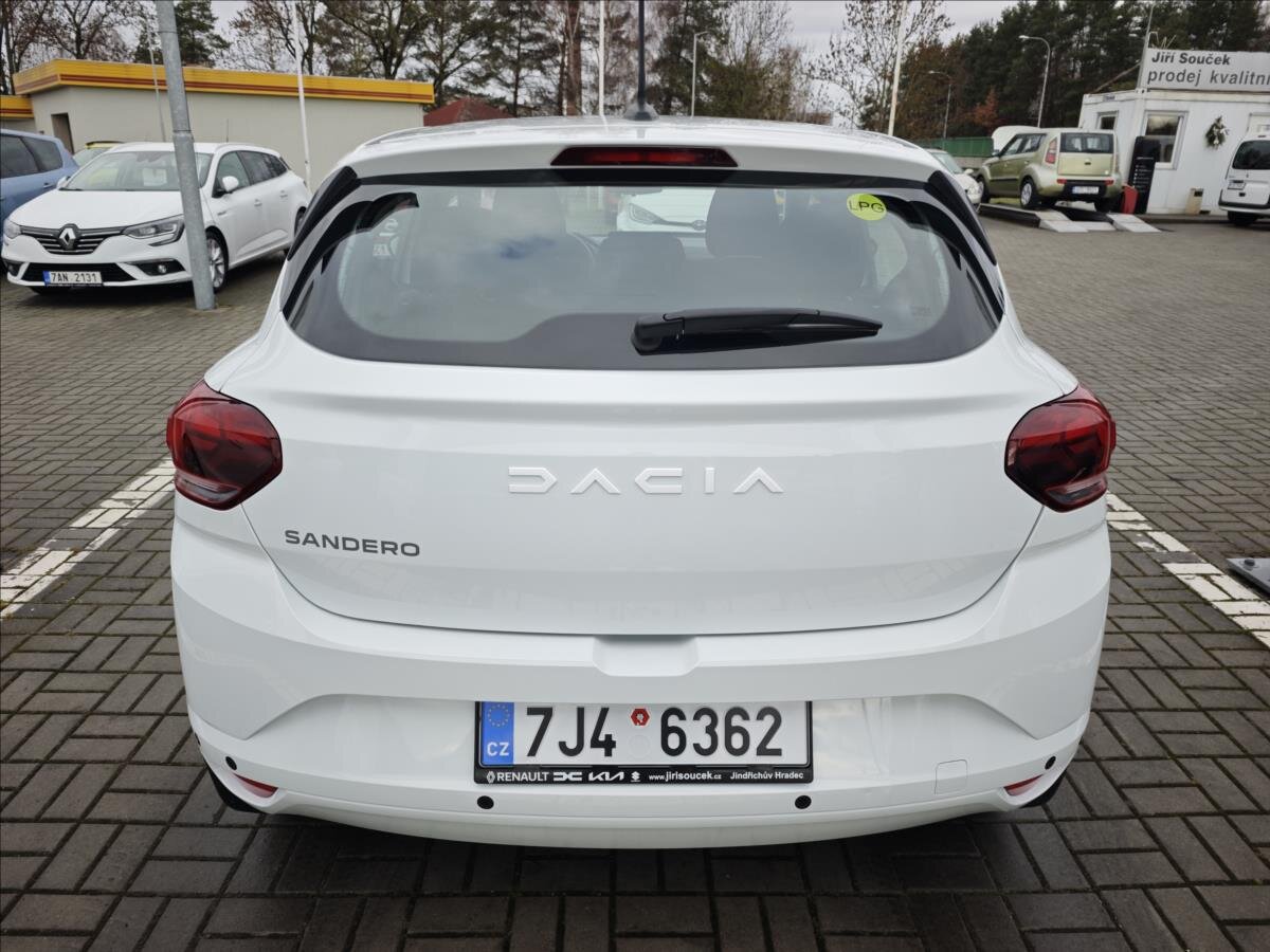 Dacia Sandero Hatchback 999,0 67 kw