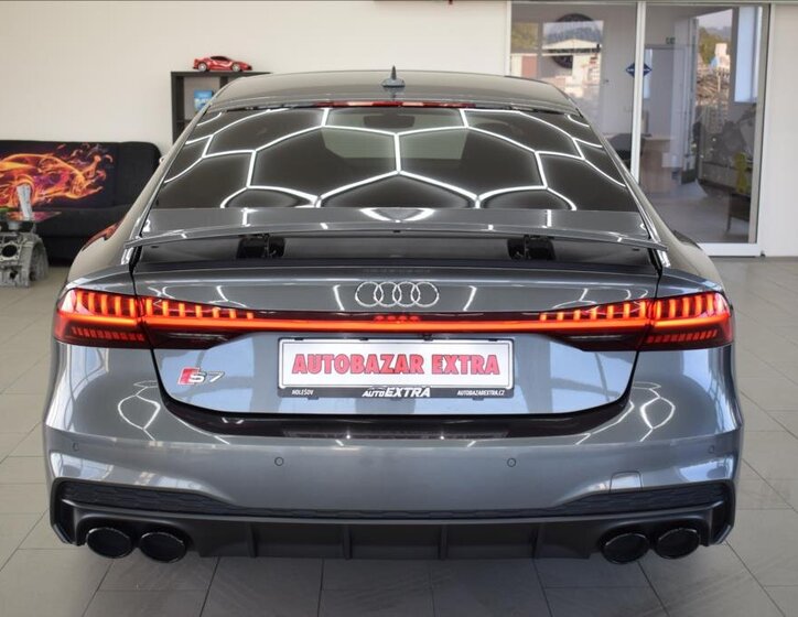 Audi S7 Hatchback 3,0 l 257 kw