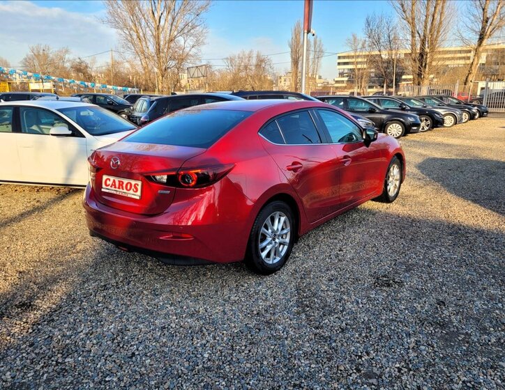 Mazda 3 Sedan / Limuzína 2,0 l 88 kw