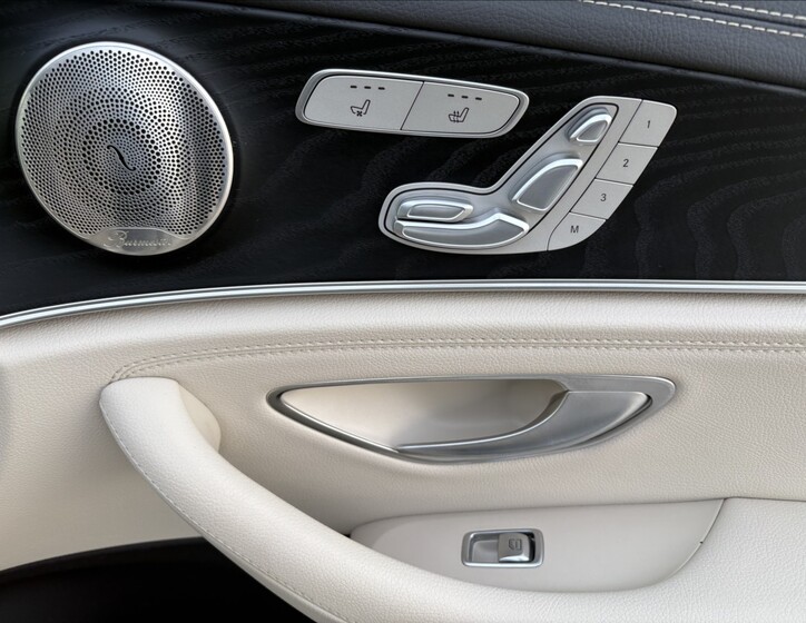 Mercedes-Benz Třídy E 24