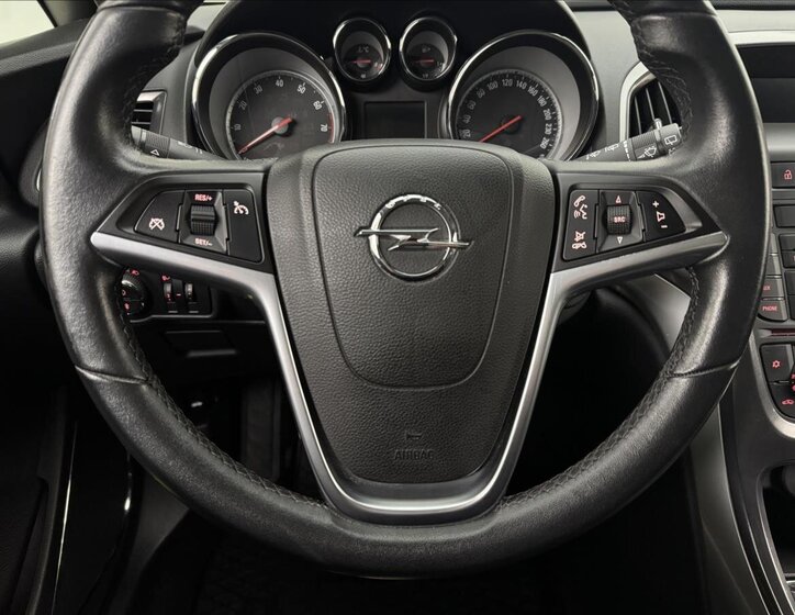 Opel Astra Hatchback 1,4 l 103 kw