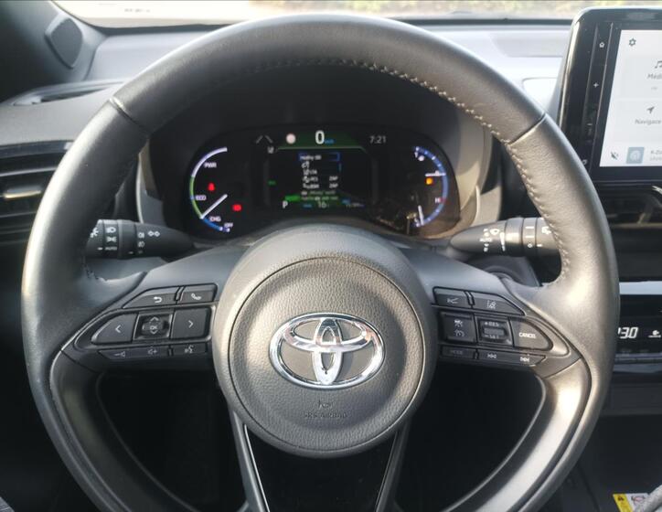 Toyota Yaris Cross 11
