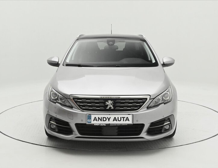 Peugeot 308 Kombi 1,5 l 96 kw